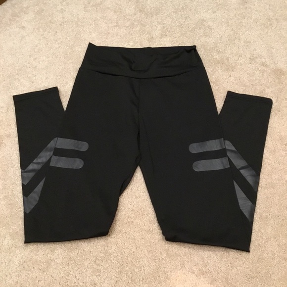 Black Athletic Leggings - Picture 2 of 4